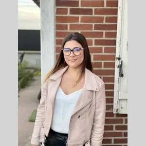 Kimberley, babysitter à Roquebrune sur Argens