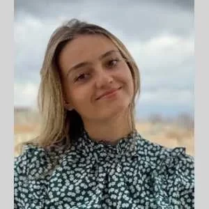 Océane, babysitter à Marseille