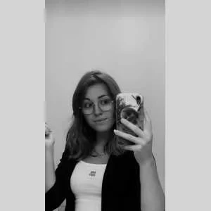 Enora, babysitter à Goupillieres