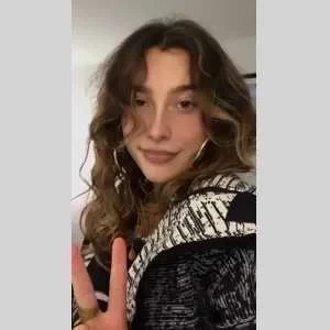 Louise, babysitter à Issy les Moulineaux