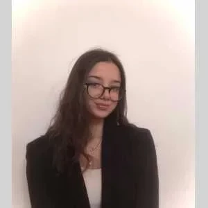 Marine, babysitter à Nantes