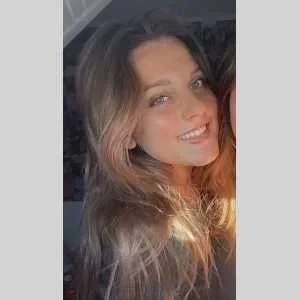 Manon, babysitter à Bellevigne les Chateaux