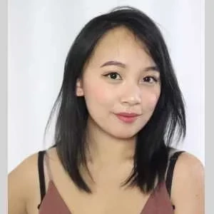 Shannon, babysitter à Vindry sur Turdine