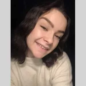 Lilou, babysitter à Montlucon