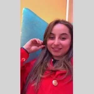 Mehrezia, babysitter à Veurey Voroize