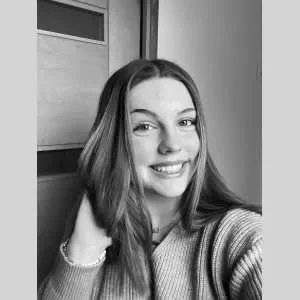 Elise, babysitter à Camon