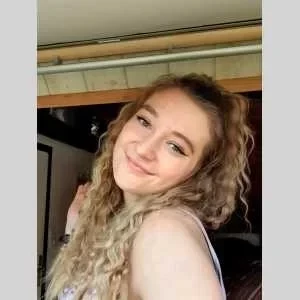 Bleuenn, babysitter à Pleslin Trigavou