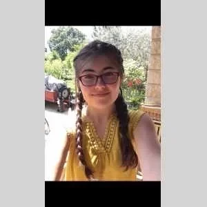 Maëlle , babysitter à Salon de Provence