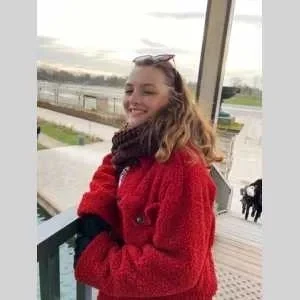 Victoria, babysitter à Lille