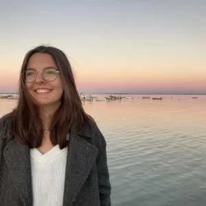 Capucine, babysitter à Tours