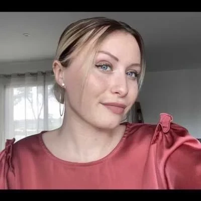 Elisa, babysitter à Les Bordes Aumont