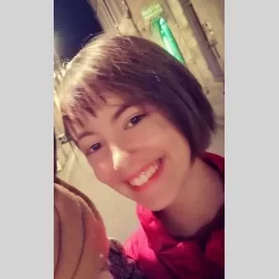 Lilas, babysitter à La Rochelle