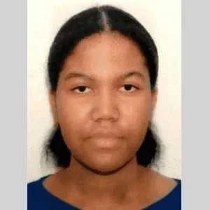 Lunie, babysitter à Voisins le Bretonneux