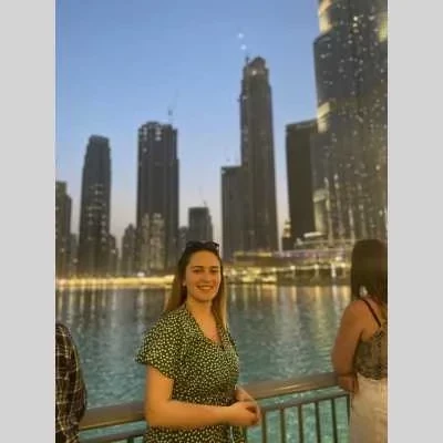 Léa, babysitter à Bassee