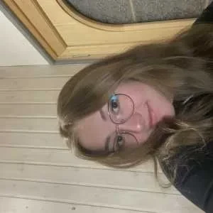 Lydie, babysitter à Frasne