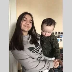 Tessa, babysitter à Pierre Benite