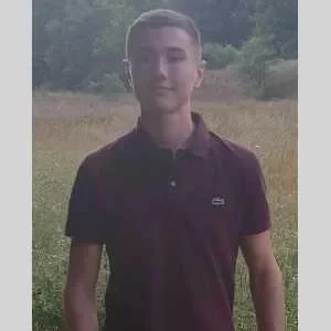 Killian, babysitter à Six Fours les Plages