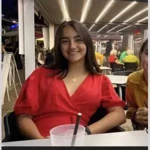 Flora, babysitter à Le Perreux sur Marne