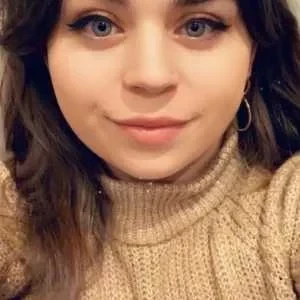 Johanna , babysitter à Mennecy