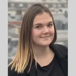 Sarah, babysitter à Asnieres sur Seine