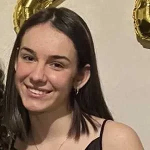 Maëlysse, babysitter à Sevremont