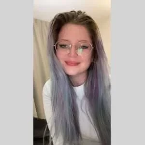 Hélène , babysitter à Scherwiller