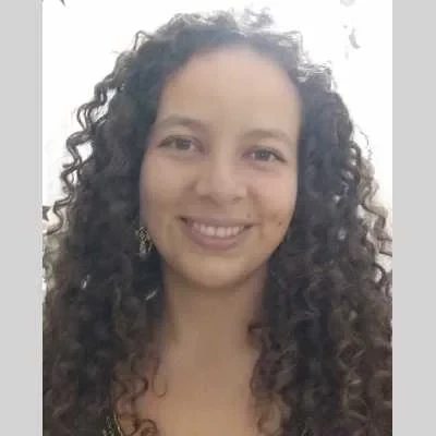 Alejandra, babysitter à Frouzins