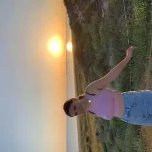 Marie , babysitter à Orry la ville