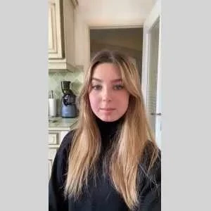 Charlotte, babysitter à Saint Laurent du Var