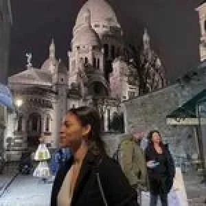 Loreine, babysitter à Maisons Alfort