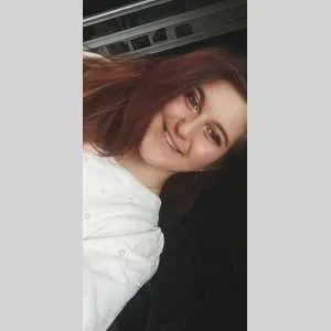 Clémence, babysitter à Le Lardin Saint Lazare