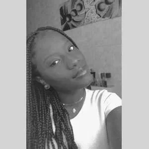 érica , babysitter à Villepinte