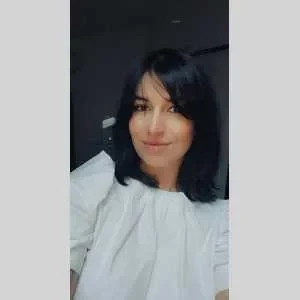 Jade , babysitter à Troyes