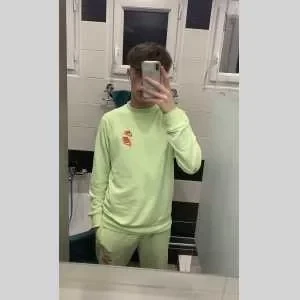 Romain, babysitter à Dunkerque