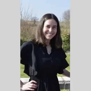 Alice , babysitter à Saint Martin sur Ecaillon