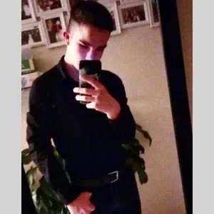 Nolan, babysitter à La Suze sur Sarthe