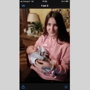 Alizée , babysitter à Busserolles