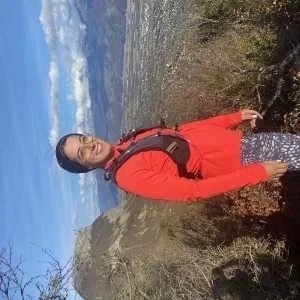 Léa, babysitter à La ville du Bois