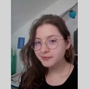 Lisa, babysitter à Pontchateau