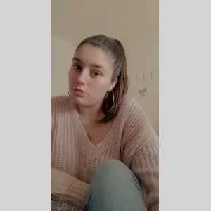 Sarah, babysitter à Charvieu Chavagneux