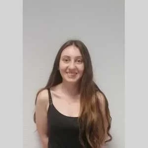 Flavie, babysitter à Savigny en Revermont