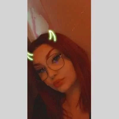 Julie, babysitter à Roanne