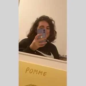 Caroline, babysitter à Vanves