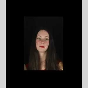 Louann, babysitter à Locqueltas