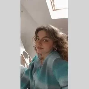 Giulia, babysitter à Lens