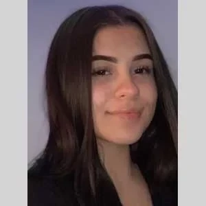 Kelly, babysitter à Neuilly sur Marne