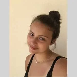 Clémence, babysitter à Rang du Fliers