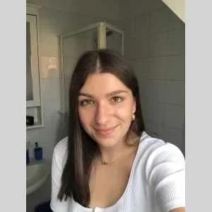 Léa, babysitter à Moissy Cramayel