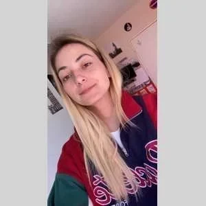 Rebecca, babysitter à Collonges