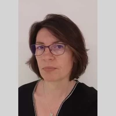 Christelle , babysitter à Vence